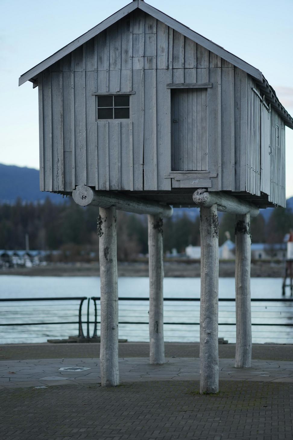 Lakeshore Contemporary